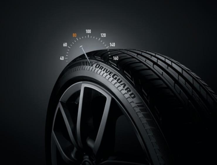 Dlaczego warto postawić na opony Bridgestone DriveGuard?